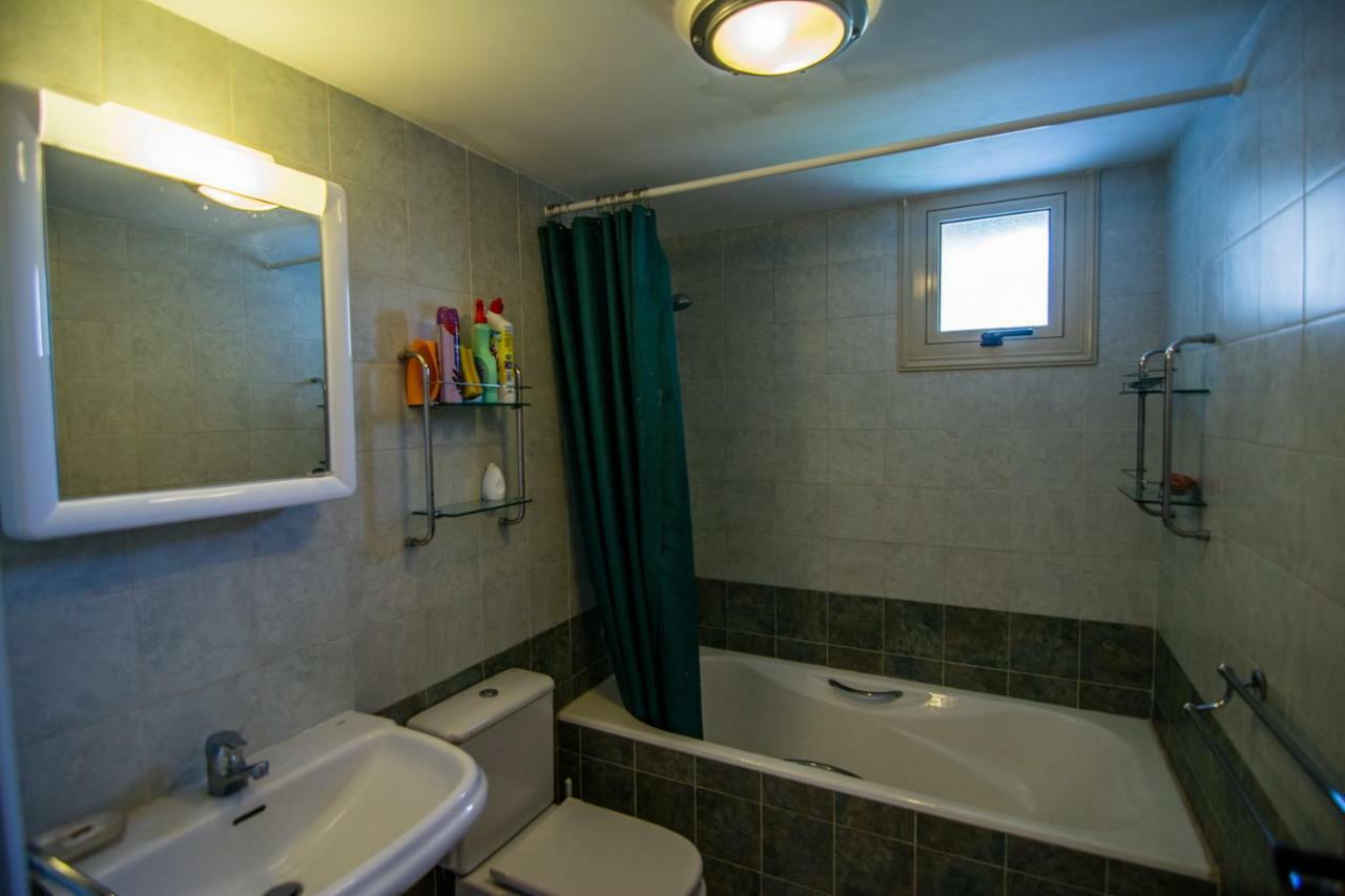 Gujadani Villa Szímu