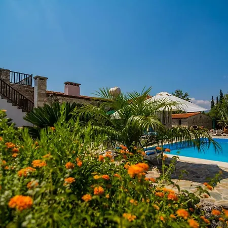 Gujadani Villa Simou Экстерьер фото